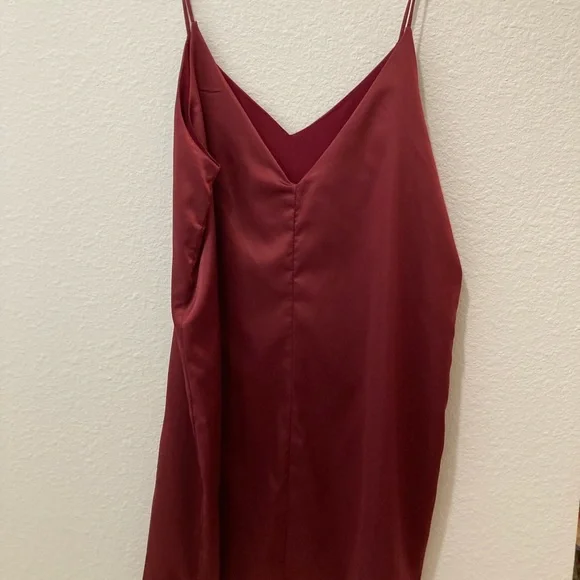Lulu’s slip dress - Picture 2 of 4
